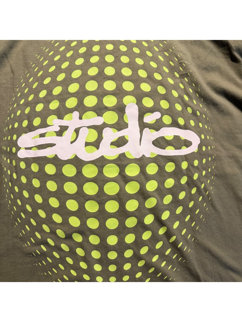 Studio Green Graphic Print T-Shirt Size Small